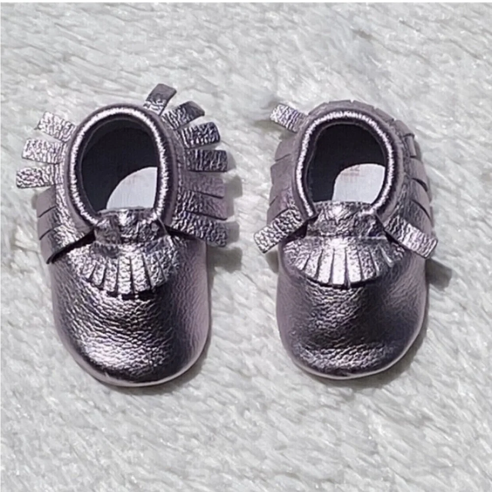 NEW! Itzy Ritzy pink champagne metallic moccasins 6-12 months